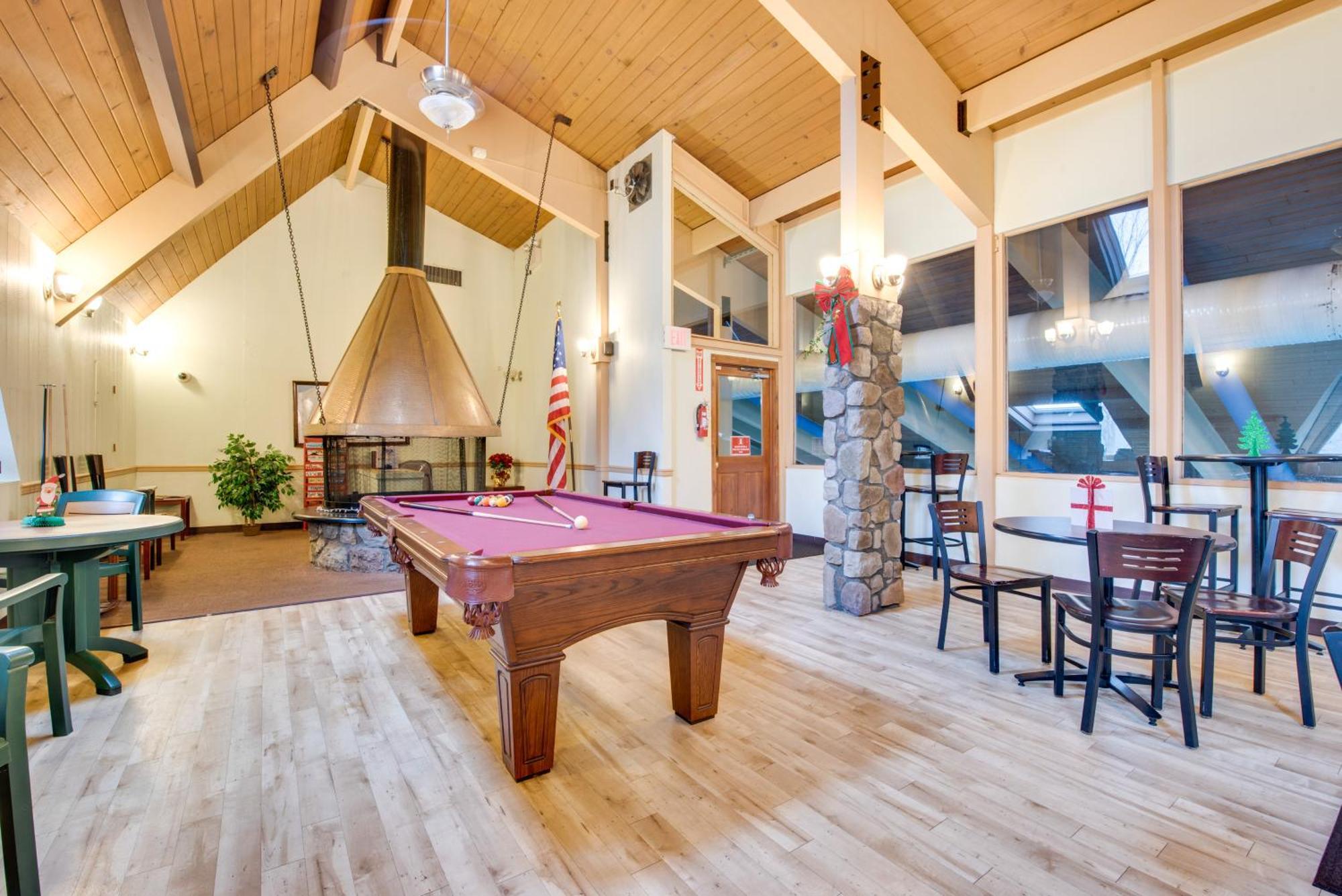 Gouldsboro Cabin With Fire Pit And Community Perks! Exterior photo