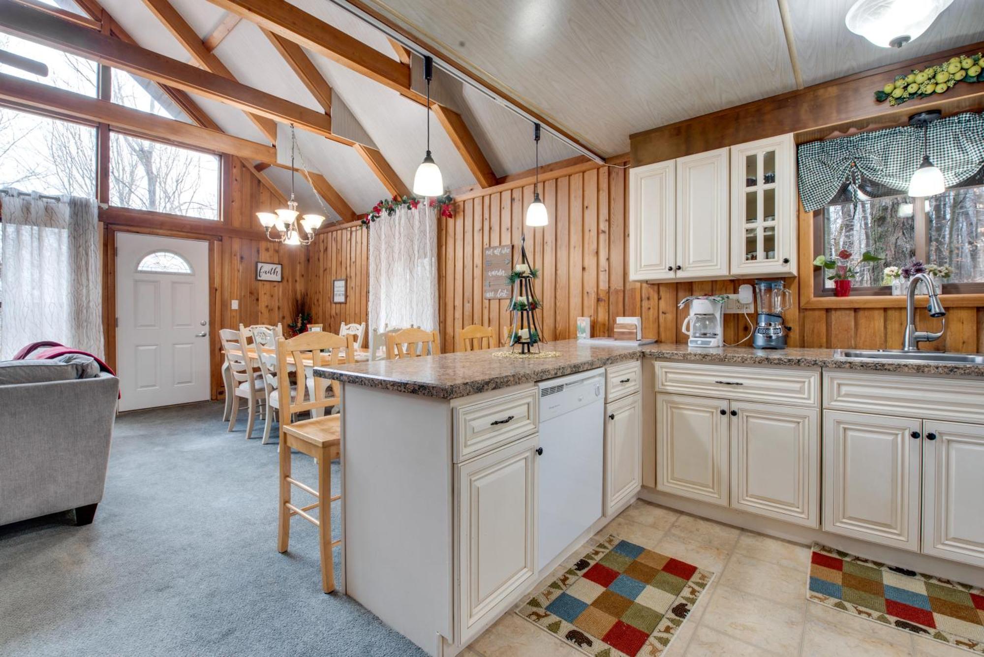 Gouldsboro Cabin With Fire Pit And Community Perks! Exterior photo